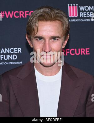 Beverly Hills, États-Unis. 11 mars 2026. Jesse Johnson arrive à une soirée inoubliable 2026 qui s'est tenue au Beverly Wilshire, Un hôtel four Seasons le 11 mars 2026 à Beverly Hills, CA. © LISAOConnor/ Credit : AFF/Alamy Live News Banque D'Images