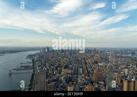 Vue aérienne du centre-ville de Manhattan à New York, États-Unis. Banque D'Images