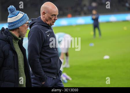 BERLIN, DEUTSCHLAND - 14 MARS : entraîneur / entraîneur Uwe Roesler, pendant le match dans le 2. Bundesliga allemande : Hertha BSC - VfL Bochum à l'Olympiastadion le 26 14 mars 2026 à Berlin, Deutschland. La réglementation #DFB interdit toute utilisation de photographies comme séquences d’images et/ou quasi vidéo. Banque D'Images