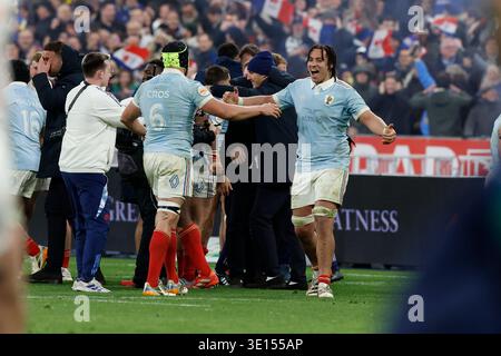 Saint Denis, Saint Denis, France. 15 mars 2026. Équipe de FRANCE célèbre la victoire lors du match des six Nations entre la France et l'Angleterre au stade de France - le 14 mars 2026 Saint Denis - France (crédit image : © Loic Baratoux/ZUMA Press Wire) USAGE ÉDITORIAL SEULEMENT ! Non destiné à UN USAGE commercial ! Banque D'Images