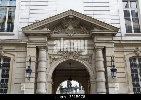 L'entrée de l'Elysée, résidence officielle du Président de la République française Banque D'Images