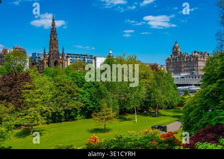 Les gens au jardin de rue East Princes à Édimbourg, Scotland.IMAGE Banque D'Images