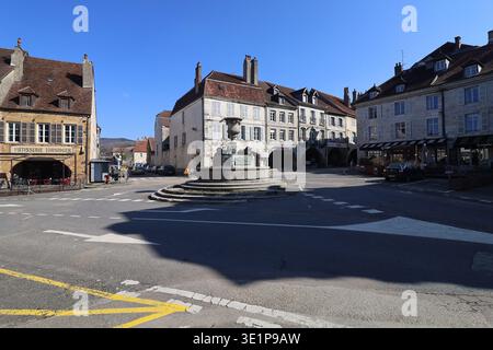 Place de la liberté, Arbois, Jura, France Banque D'Images