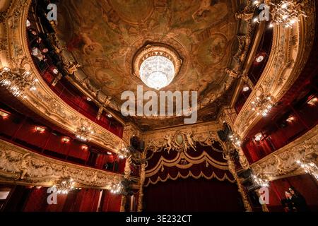 Paris (France) : intérieur du théâtre « Théâtre du Palais-Royal ». L'auditorium. Le bâtiment est classé comme un monument historique national français ('Monu Banque D'Images