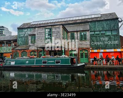 Le pub canal House, Gas Street Basin à Birmingham. Maintenant connu sous le nom de botaniste. Banque D'Images