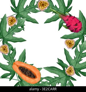 Couronne de fruits tropicaux avec papaye, fruit du dragon et fruit de la passion avec feuilles vertes. Cadre botanique aquarelle peint à la main isolé sur fond. Banque D'Images
