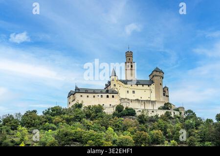 Forteresse d'Ehrenbreitstein (allemand : Festung Ehrenbreitstein), une forteresse de l'État allemand de Rhénanie-Palatinat, se trouve sur la rive est de la RHI Banque D'Images