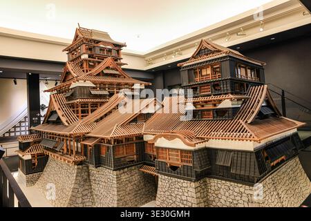 Une maquette de château miniature à l'intérieur du château de Kumamoto. Banque D'Images