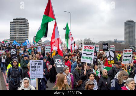 Londres, Royaume-Uni, 7 mars 2026. Arrêtez la protestation contre la guerre. Pro Palestine Stop les manifestants de guerre. Crédit : Ian Humphreys Banque D'Images