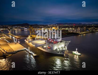 Monopiles, pièces de transition et jackets pour la construction de parcs éoliens offshore Banque D'Images