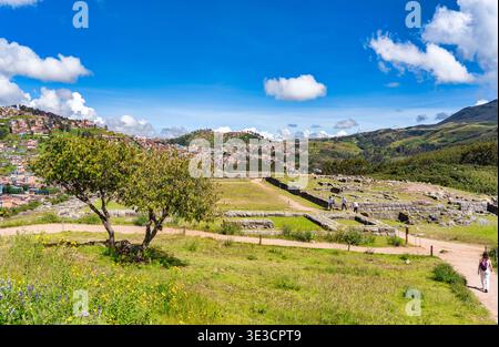 Cusco, Pérou - 22 mars 2025 : vue panoramique depuis le site archéologique de Sacsayhuaman à Cusco, Pérou Banque D'Images