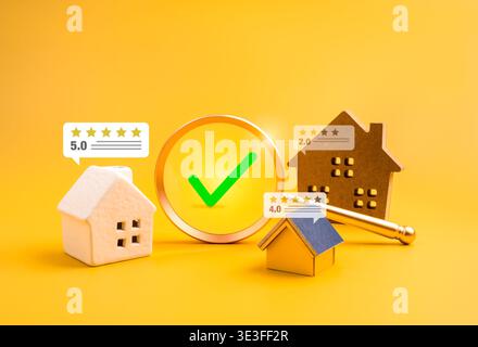 Comparaison immobilière et concept de système de notation des propriétés avec scores de révision de la maison et vérification de la qualité. Meilleure sélection de propriété, client satisfa Banque D'Images