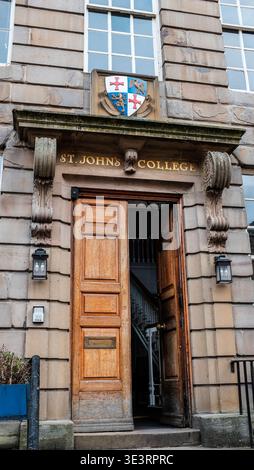 L'entrée de St John's College, Université de Durham, Angleterre, Royaume-Uni Banque D'Images