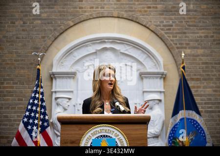 Washington, États-Unis. 24 mars 2026. Kelly Loeffler, administratrice américaine des petites entreprises, prononce un discours lors de la cérémonie de célébration de l'AG Day 2026 au siège de l'USDA, le 24 mars 2026, Washington, DC crédit : Christophe Paul/USDA photo/Alamy Live News Banque D'Images