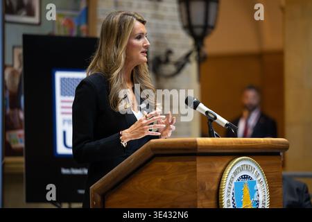 Washington, États-Unis. 24 mars 2026. Kelly Loeffler, administratrice américaine des petites entreprises, prononce un discours lors de la cérémonie de célébration de l'AG Day 2026 au siège de l'USDA, le 24 mars 2026, Washington, DC crédit : Christophe Paul/USDA photo/Alamy Live News Banque D'Images