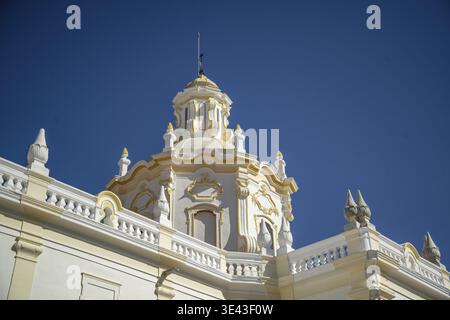 Les snehora d aires Igreja et Santuario de nossa près du village de Viana do Alentejo dans l'Alentejo au Portugal. Portugal, Viana do Alentejo, octobre Banque D'Images