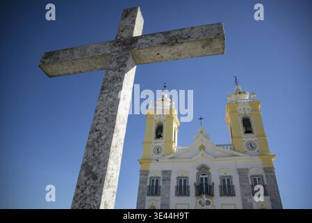 Les snehora d aires Igreja et Santuario de nossa près du village de Viana do Alentejo dans l'Alentejo au Portugal. Portugal, Viana do Alentejo, octobre Banque D'Images