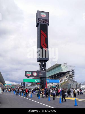 Ville de Suzuka, Japon. 26 mars 2026. Vue générale de la marche Pitlane du fan sur le circuit de Suzuka lors du Grand Prix du Japon Aramco de formule 1 2026, 3ème manche du Championnat du monde de formule 1 2026 du 27 au 29 mars 2026 sur le circuit de Suzuka, ville de Suzuka, Japon. Crédit : Robbie Hoad/Every second Media crédit : Every second Media/Alamy Live News Banque D'Images