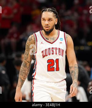 Houston, Texas, États-Unis. 26 mars 2026. Le garde de Houston EMANUEL SHARP (21 ans) lors du tournoi de basket-ball masculin de la NCAA Sweet Sixteen match entre les Cougars de Houston et les Illinois Fighting Illini le 26 mars 2026 à Houston, Texas. Illinois a gagné, 65-55. (Crédit image : © Scott Coleman/ZUMA Press Wire) USAGE ÉDITORIAL SEULEMENT ! Non destiné à UN USAGE commercial ! Banque D'Images