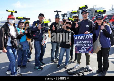 Suzuka, Japon. 27 mars 2026. Atmosphère du circuit - ventilateurs. 27.03.2026. Championnat du monde de formule 1, Rd 3, Grand Prix du Japon, Suzuka, Japon, journée d'entraînement. Crédit : James Moy/Alamy Live News Banque D'Images
