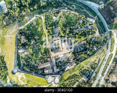 Vue aérienne de haut en bas du Fort Saint-André en France Banque D'Images