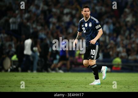 LÉGENDE : Buenos Aires, Argentine – 27 mars 2026 : le joueur de l'équipe nationale Argentine Lionel Messi. L'équipe Argentine affronte la Mauritanie au stade Alberto J. Armando (la Bombonera). Dans le coup d'envoi de leur série amicale avant les prochains défis internationaux, l'Albiceleste cherche à affiner sa performance devant une foule extatique. Crédit : /Alamy Live News Banque D'Images