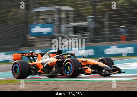Suzuka, Japon. 28 mars 2026. L'australien Oscar Piastri de McLaren participe à la session de qualification du Grand Prix du Japon de formule 1 sur le circuit de Suzuka à Suzuka, Japon, le 28 mars 2026. Crédit : Song Haiyuan/Xinhua/Alamy Live News Banque D'Images
