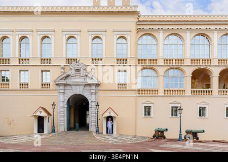 Façade du Palais Princier de Monaco, place du Palais, Monaco-ville, Monaco Banque D'Images