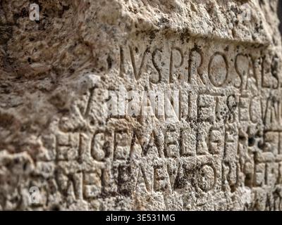 Inscription romaine au complexe du temple de Baalbek, Liban Banque D'Images