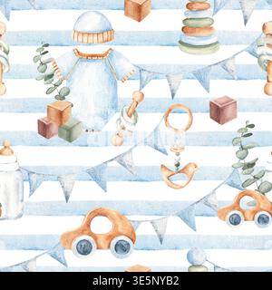 Motif sans couture aquarelle peint à la main avec des vêtements pour bébé, des jouets, des bouteilles et des éléments ludiques sur des rayures bleues douces. Idéal pour le décor de pépinière Banque D'Images