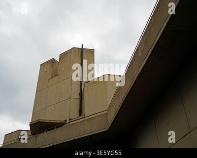 Bâtiments Norfolk Terrace conçus par Sir Denys Lasdun, Université d'East Anglia, Norwich, Royaume-Uni Banque D'Images