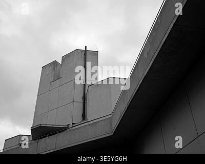 Bâtiments Norfolk Terrace conçus par Sir Denys Lasdun, Université d'East Anglia, Norwich, Royaume-Uni Banque D'Images