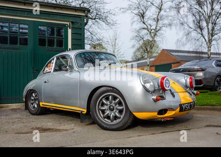 Porsche 356 1962, exposée à l'Assemblée de mouvement de Bicester qui s'est tenue le 29 mars 2026. Banque D'Images