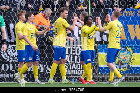 Deinze, Belgique. 04th Apr, 2026. Chris Lokesa de Beveren célèbre après avoir marqué lors d'un match de football entre RSCA futures et SK Beveren, le samedi 04 avril 2026 à Deinze, le jour 32 de la deuxième division 2025-2026 'Challenger Pro League' 1B du championnat belge. BELGA PHOTO VIRGINIE LEFOUR crédit : Belga News Agency/Alamy Live News Banque D'Images