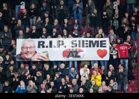 ALKMAAR, PAYS-BAS - 4 AVRIL : les fans d'AZ Alkmaar remercient leur supporter lors d'une Vriendenloterij Eredivisie néerlandaise au stade AFAS le 4 avril 2026 à Alkmaar, pays-Bas. (Photo Ed van de Pol/Orange Pictures) Banque D'Images