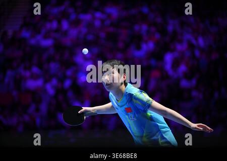 Macao, Chine. 5 avril 2026. Wang Manyu participe au match de finale en simple féminin entre Sun Yingsha, de Chine, et Wang Manyu, de Chine, à la Coupe du monde masculine et féminine de l'ITTF 2026 à Macao, en Chine, le 5 avril 2026. Crédit : Cheong Kam Ka/Xinhua/Alamy Live News Banque D'Images