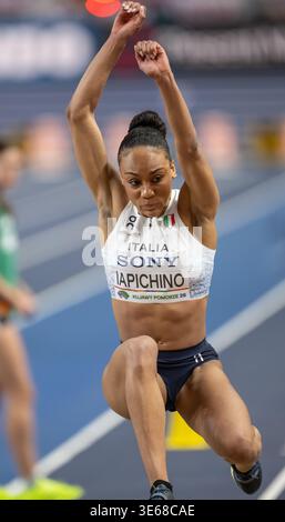 Larissa Iapichino, d’Italie, participe au saut en longueur féminin aux Championnats du monde d’athlétisme en salle, Kujawsko-Pomorska Arena à Torun, en Pologne Banque D'Images