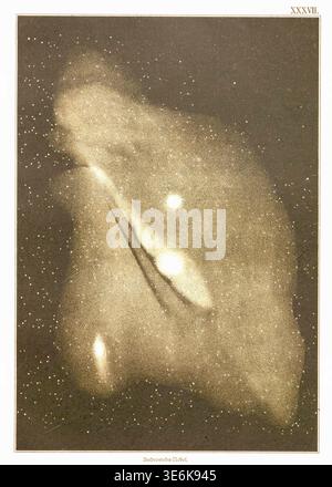 Cette image est une illustration astronomique vintage intitulée 'Andromeda-Nebel' (Nebula d'Andromède), planche XXXVII de la publication de 1888 'Bilder-Atlas der Sternenwelt' par Edmund Weiss. L'illustration représente la galaxie d'Andromède, qui était considérée comme une nébuleuse au sein de notre galaxie au moment de la publication. Il s'agit d'une lithographie fine, démontrant l'approche artistique de la cartographie astronomique à la fin du XIXe siècle. La publication Bilder-Atlas der Sternenwelt contenait 41 planches lithographiées de ce type pour rendre l'astronomie accessible au grand public. Banque D'Images