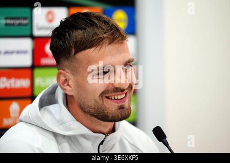 Marin Pongracic de Fiorentina lors d'une conférence de presse à Selhurst Park, Londres. Date de la photo : mercredi 8 avril 2026. Banque D'Images