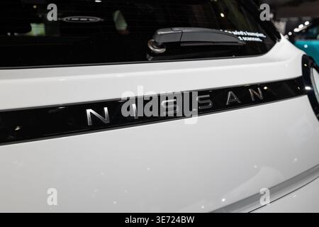 Zurich, Suisse, 10 octobre 2025. Gros plan arrière du lettrage Nissan sur un concept Micra Banque D'Images