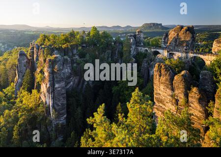 Bastei Bridge, Bastei, le Parc National de la Suisse Saxonne, Saxe, Allemagne Banque D'Images