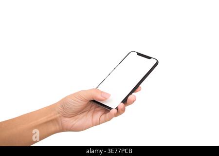 Main de femme touchant l'écran du téléphone portable avec son pouce Banque D'Images