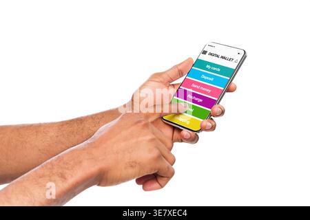 Mains de Black Man à l'aide d'un smartphone avec application de portefeuille numérique sur fond blanc en studio Banque D'Images