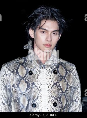 23 février 2026, Londres, Angleterre, Royaume-Uni - Bright assiste au Burberry AW26 Show, Old Billingsgate Banque D'Images