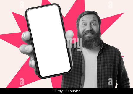 Homme tient téléphone et sourires dans un fond de collage coloré avec étoiles et formes Banque D'Images