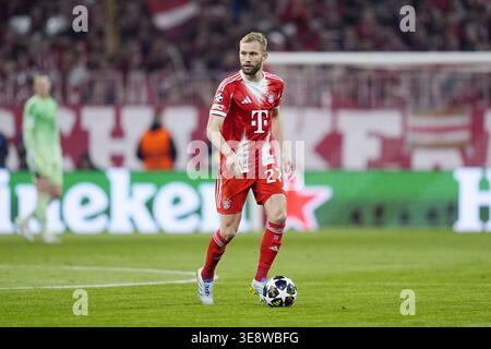 Konrad Laimer du Bayern Munich lors de l'UEFA Champions League, quarts de finale, match de 2e manche entre le FC Bayern Munich et le Real Madrid CF le 15 avril 2026 à l'Allianz Arena de Munich, Allemagne Banque D'Images