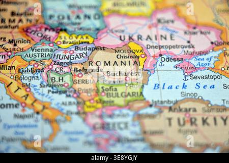Carte du monde de la Roumanie – arrière-plans géographiques flou, vue nationale défocalisée Banque D'Images