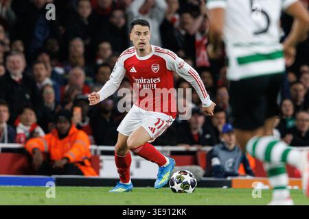 Gabriel Martinelli vu lors du match quart de finale de l'UEFA Champions League entre les équipes d'Arsenal FC et Sporting CP à Emirates Stadium (Maciej Rogows Banque D'Images