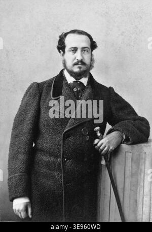 Henri de pène (1830-1888) est un journaliste et romancier français connu pour ses contributions à la littérature française. Cette photographie, réalisée entre 1875 et 1895 par le célèbre Atelier Nadar, capture de pène dans ses dernières années. Le tirage d'archives est un tirage de démonstration, montrant la maîtrise de Nadar dans la capture des personnalités de personnalités éminentes de la France du XIXe siècle. Banque D'Images