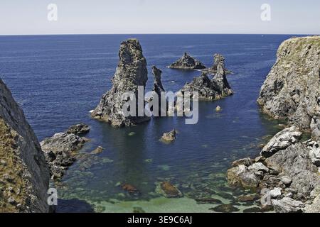 Belle-Ile, les aiguilles de Port coton Banque D'Images
